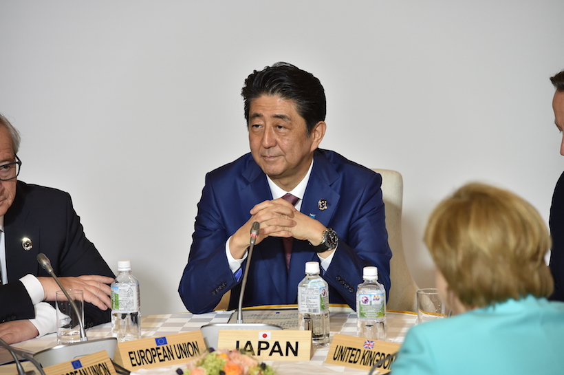 G7 伊勢志摩サミット 2016では安倍総理もSBXB061を着用